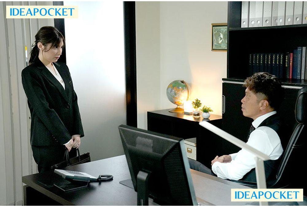 IPZZ-738 Former Celebrity Wife, Substitute Secretary Dispatched, Obedient Sex With The Carnal-hungry President, Miu Nakamura Screenshot 9