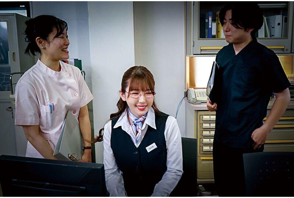 NGOD-361 The Receptionist Wife Of A Late-night Hospital Ward Has Multiple Ejaculations Of The Pent-up Semen Of Frustrated Patients Poured Deep Into Her Vagina... Screenshot 13