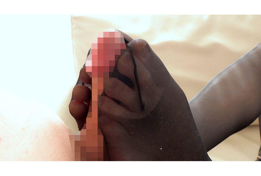DNJR-157 Female Student's Sweaty, Smelly Black Pantyhose Give A Beautiful Leg Job (Part 3) Screenshot 14