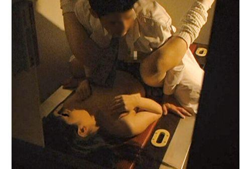 UTA-49 Female Patients Who Were Made Into Toys To Eliminate Libido In A Closed X-ray Room Screenshot