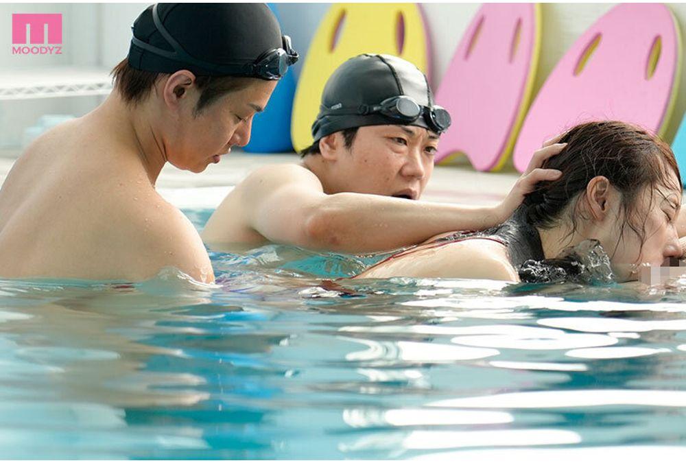 MIDA-783 The J-cup Swimming Club Advisor, Whose Huge Breasts Were Spilling Out Of Her Competitive Swimsuit, Was Subjected To A Relentless 50-shot Gangbang By A Lustful Student Who Had Turned Into A Monkey In Heat, Causing Her Massive Breasts To Tremble And Climax Repeatedly. Screenshot 7