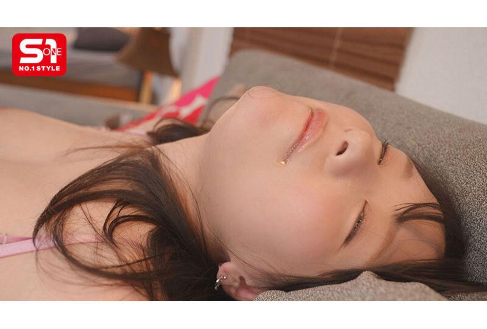 SONE-886 Drinking And Getting Drunk, Getting Drunk And Getting Drunk. Laughing, Vomiting, Female Face, Incontinence, Sleep Rape. AV Actress's Completely Private Roppongi Double Suicide Sex, Murakami Yuuka, Revealing All Of Her Hidden Side. Screenshot 14