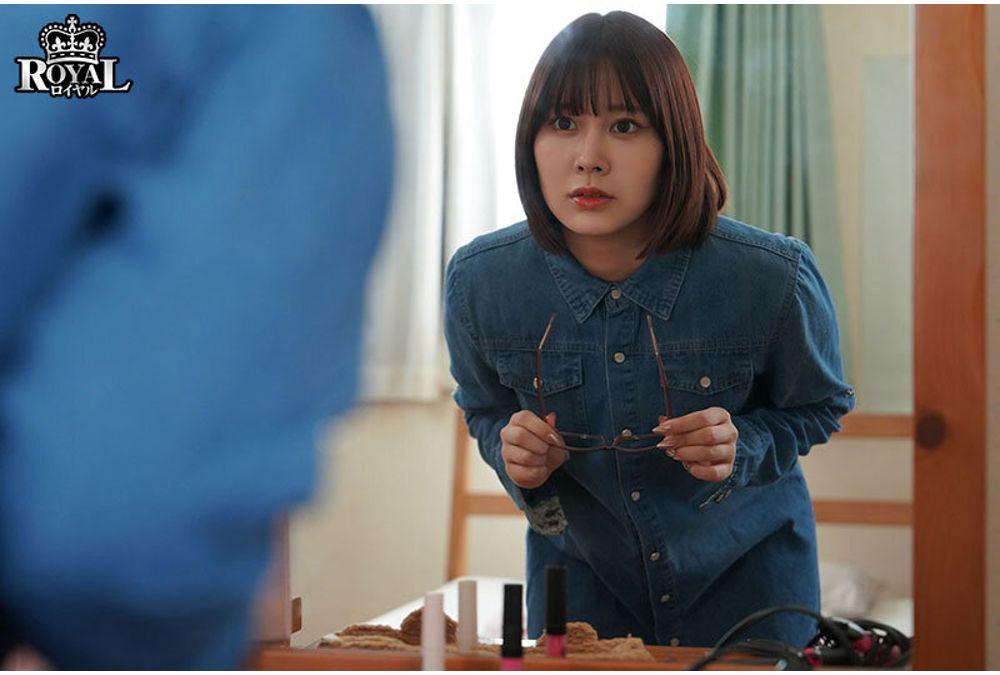 ROYD-294 My Sister Is Plain And Modest, But When She Takes Off Her Glasses, She Turns Out To Be A Stunning Beauty, And When I Couldn't Resist, She Started With A Bare-knuckle Intercrural Sex And Gave Me My First Creampie. Miyu Otori Screenshot 8