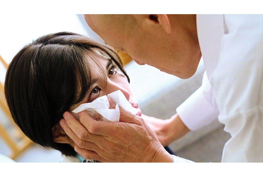 REAL-960 A Masochistic Flight Attendant With A Desire To Be Abused. A Close-up Training Documentary That Unleashes The Masochistic Tendencies Of This Tall, Slender, And Beautiful Woman. Tsukuba Mei Screenshot 15