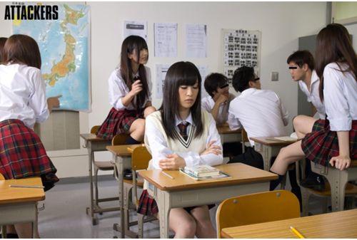 SSPD-108 Student Saki Kozai Kyono Yui Kotaki Miina ... And female teacher in front of your love Screenshot