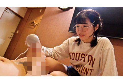 COGM-073 We're Playing A Friendly Game With Our Fair-skinned Masturbation Pet, Whose Face Alone Is Enough To Get Us Off, To See How Many Times We Can Ejaculate! Screenshot