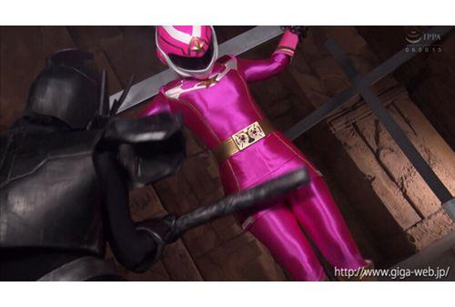 SPSB-21 Super Heroine Rangers Taisekisei 2 Heroine Hunting 4 Sentai Heroines Targeted Screenshot