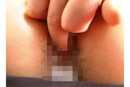 UTA-79 Super Close-up! Intestinal Fluid Leakage Anal Masturbation Screenshot 15