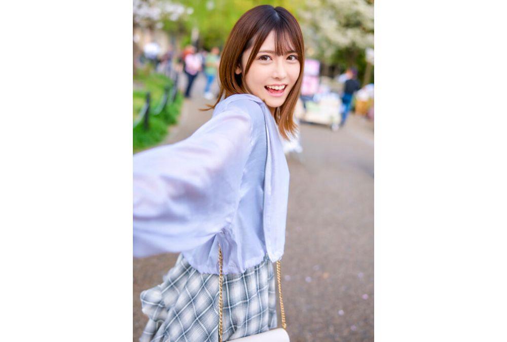 YMDD-465 Machiap-chan! Beautiful Cosplayer Loses Her Mind In The City! Unprecedented Creampie Sex (Akari, 22 Years Old, Beauty School Student) Screenshot 19