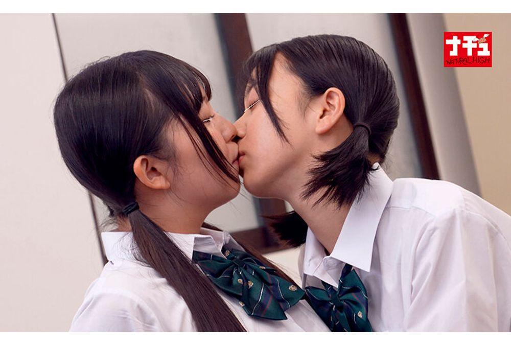 NHDTC-192 Lesbian Threesome With A Schoolgirl Couple; Teaching The Sensitive Girl Who Is Holding Back Her Orgasm In Front Of Her Girlfriend The Pleasure Of A Cock With Unprotected Sex. Screenshot 19