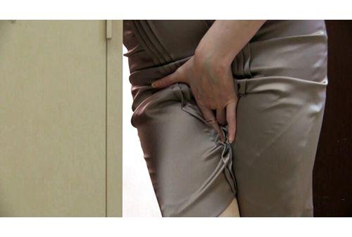 KTB-094 ~My Crossdressing Lesbian Diary With My Girlfriend~ When I Soiled My Pants, My Female Boss Lent Me Her Skirt... The Tingly Feel Of The Lining Of The Skirt Made Me Get An Erection And I Became A Girl And Had Lesbian Sex With Her Honda Momo Screenshot 15