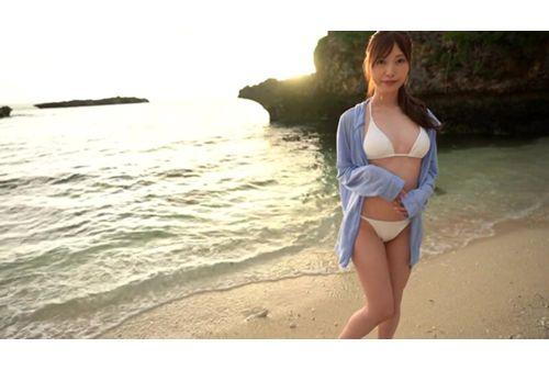 REBD-711 Sumire Invited By The Sea Breeze... Sumire Washimi Screenshot