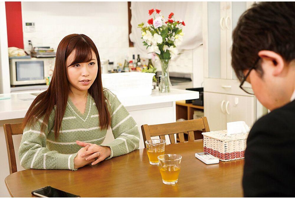 UMSO-606 Her Husband Is Uncooperative In Trying To Conceive, So This Desperate Wife Tries To Conceive With Her Brother-in-law, Who Has Similar DNA!? Screenshot 18