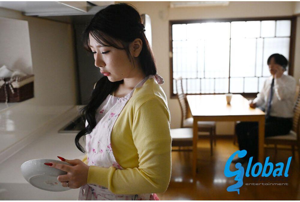 GMA-103 Bondage Training Wife: Reunion With Former Boss With Whom She Once Had A Physical Relationship, And Subsequent Enslavement. A Lustful Wife Who Satisfies Her Sexual Desires While Claiming To Do It For Her Husband - Kurumi Suzuka Screenshot 11