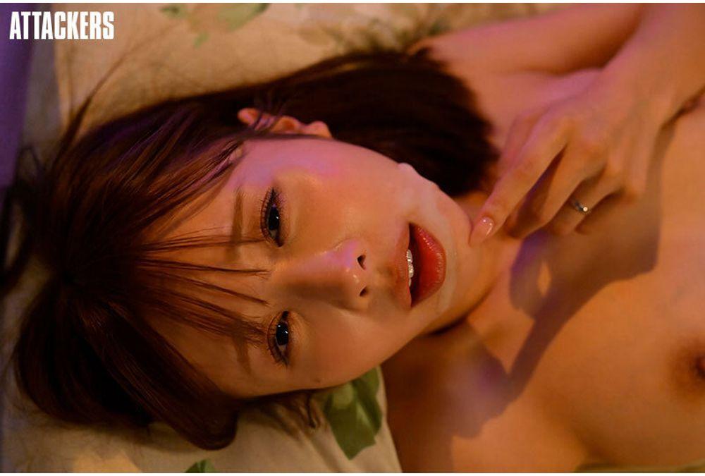 ADN-756 "Let Me Borrow Your Wife For A Month." The Night My Wife Was Embraced By My Boss In A Situation Where I Absolutely Could Not Refuse. Rio Kuriyama Screenshot 9