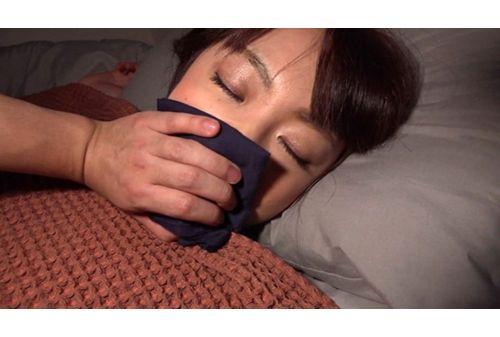 NUBI-051 Go To Sleep Prank Sleeping Prank On A Sleeping College Student Screenshot
