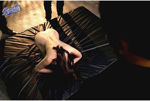 RKI-715 The Proud Elite Investigator Falls Into Humiliating Defeat By Kneeling: Asami Mizubata Screenshot 9