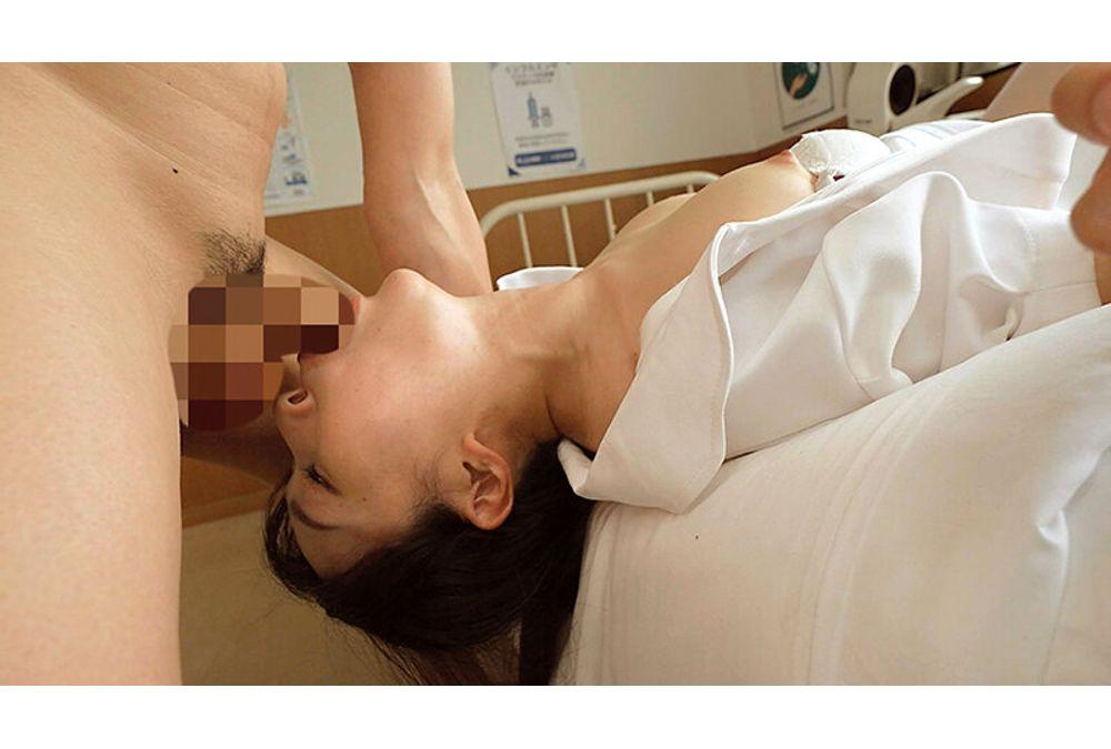 REAL-995 Forced Apology Irrumatio: A Professional Woman Who Uses Her Throat To Deal With Unreasonable Complaints From Unreasonable Customers. Screenshot 17