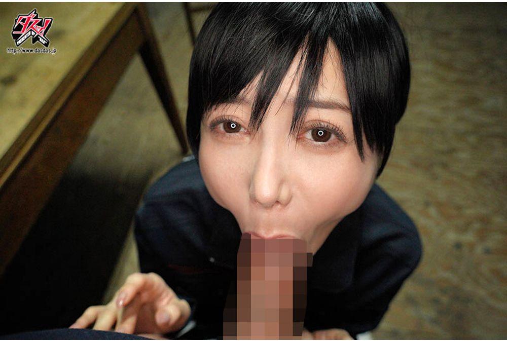 DSOD-009 Please Forgive Me For Dressing As A Man... There Are No Dreams, No Hope, No Salvation Whatsoever. Shiramine Miu Is The One Who Handles The Stinky Cum Of Her Muscular, Blue-collar Colleagues. Screenshot 9