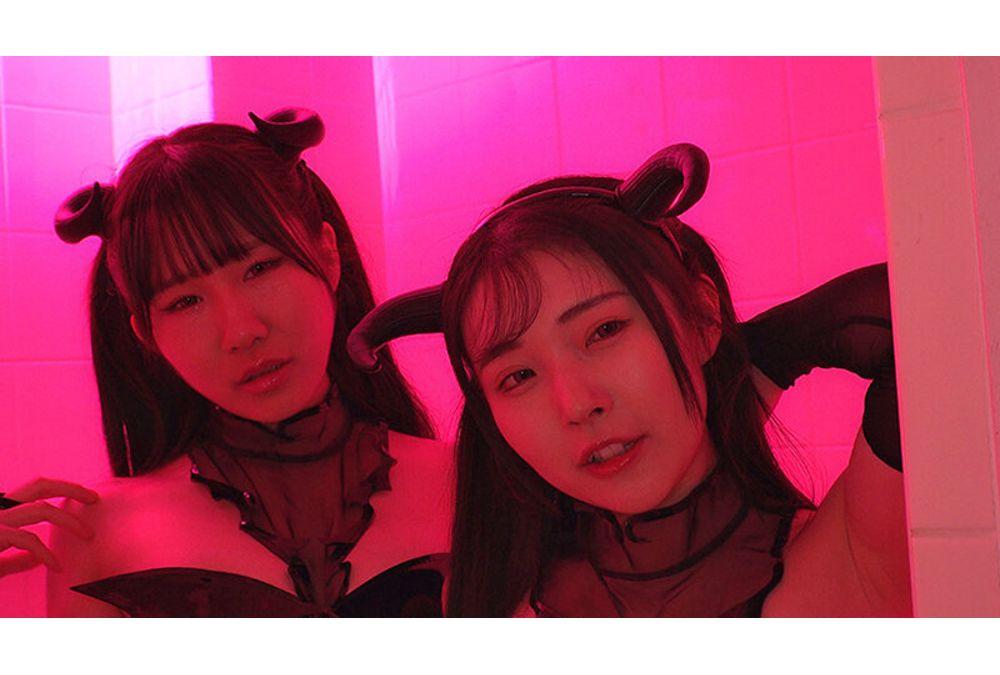 DNJR-154 I Was Attacked By Two Succubi While I Was Sleeping And Had My Semen Sucked Out Until I Died. Screenshot 17