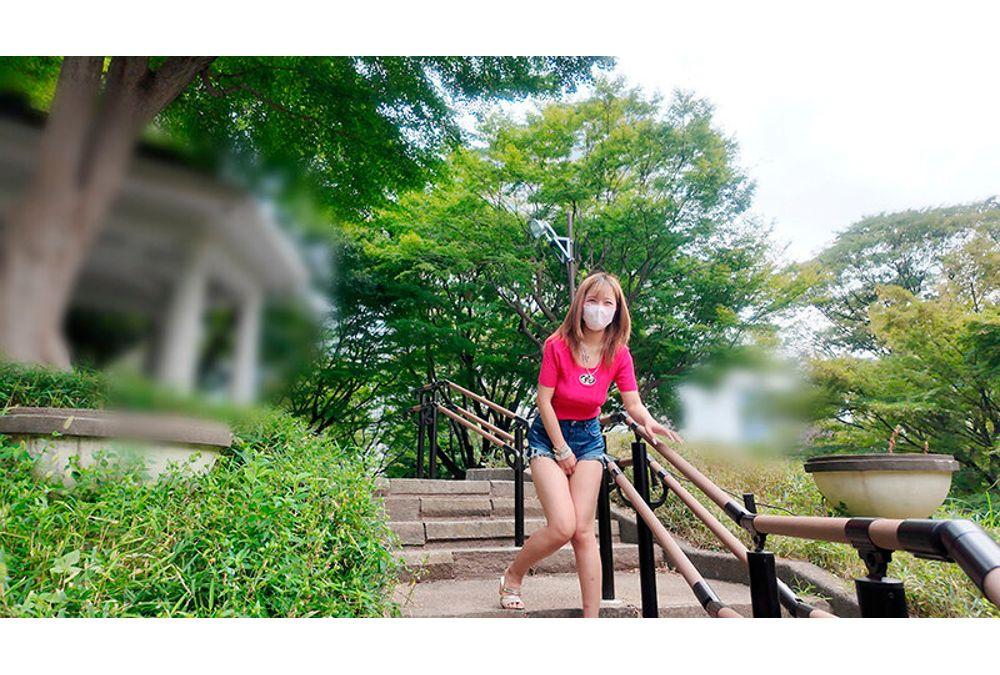 MPTE-001 An All-you-can-do No-bra Date. A Loose-fitting Gal With Big Breasts Gets Her Nipples Teased And Goes Into Full-on Combat Mode, Pounding Dicks Here And There. Screenshot 19