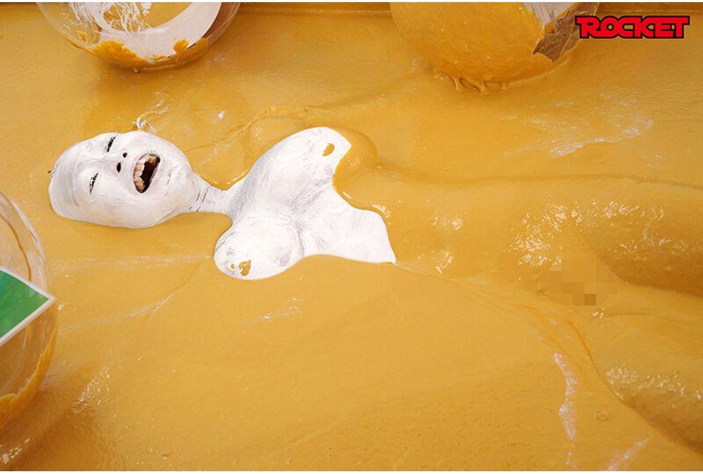 RCTD-716 ROCKET's 18th Anniversary Production: Jump Into The Muddy Pool! Wet & Messy (WAM) Human Crane Game ~Use Your Body Paint To Become A Giant Crane Game Arm And Grab A Prize!~ Screenshot 19