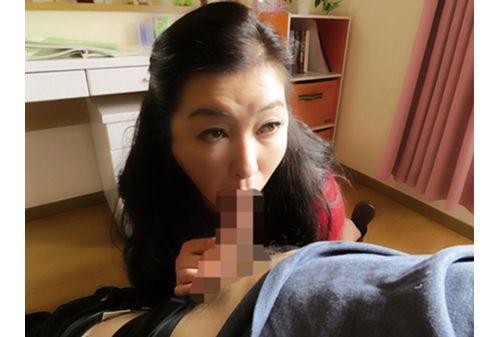 OKAX-856 Mother Who Loves Ji Po Juice Gives Her Son Oral Ejaculation Fellatio 24 People 4 Hours Screenshot