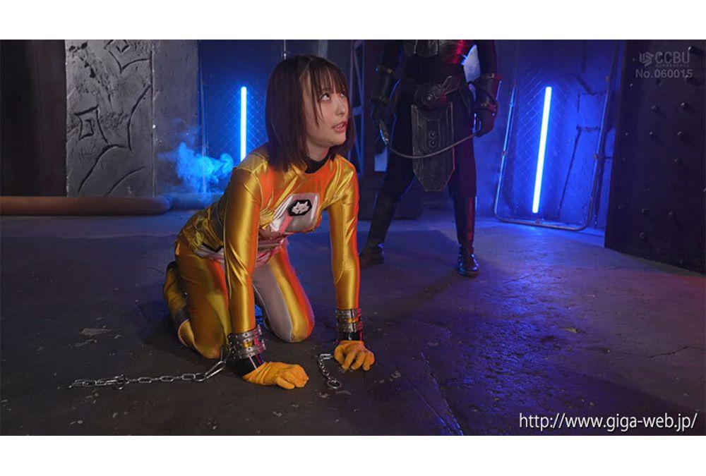 SPSE-76 Arrogant Heroine Loses Her Mind: Divine Beast Squadron Beast Ranger Beast Yellow Tenma Yui Screenshot 18