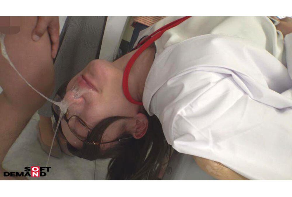 SDJS-326 "Why Does Deep Throat Juice Flow?" Five SOD Female Employees Research The Slimy, Sticky, And Climaxing Throat Juices Caused By Deep Throat Stimulation. SOD Sex Science Lab Report 20 Screenshot 20
