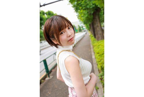 STARS-443 Hina Tsukino AV Debut Upward Bell-shaped Natural H Cup Beauty Big Tits Hakata Beauty 20 Years Old Screenshot