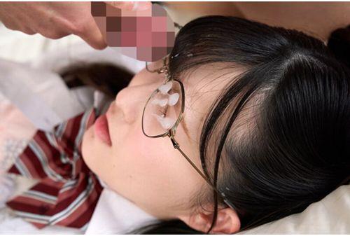 GENM-111 Glasses Bukkake Hidden Camera, Record Playing With A Compliant Woman Mizuki Yukimiya Screenshot