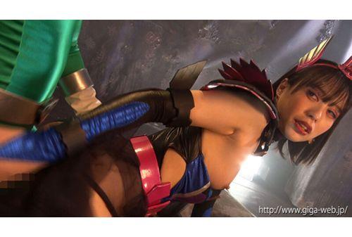 MEGA-01 Heroine Sex Only Female Executive Larger Yui Tenma Screenshot