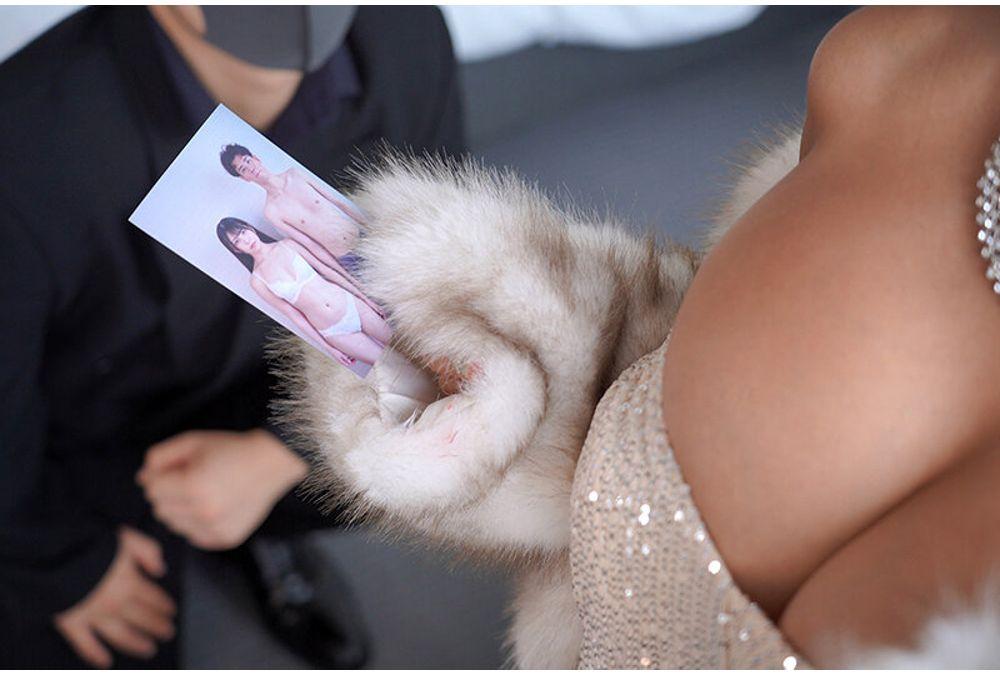 MKMP-705 This Is The Hobby Of A Perverted Celebrity. A Bisexual Woman, Alice Oto, Lures A Poor Couple Who Is Drowning In Debt And Cuckolds Them Thoroughly In Front Of Their Crying Partners. Screenshot 18