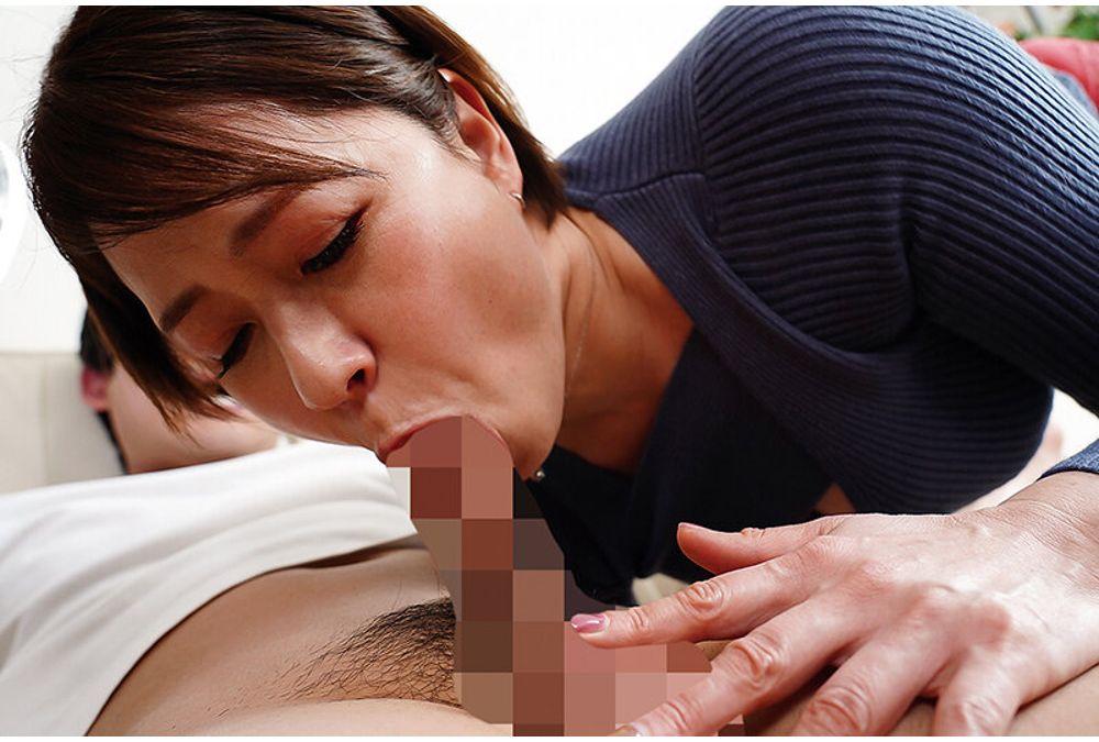NACT-181 She Looks Like An Ordinary Middle-aged Housekeeper, But In Reality, She's A Dominatrix And A Total Pervert!? - Mai Fuyuki Screenshot 19