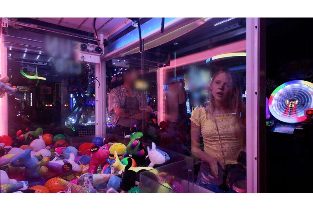 HIKR-250 Reunited After 2 Years, She Awakens!? Legal Lolita T●kT●ker Turns Lewd And Splashes To The Limit! Coco (25) Screenshot 20