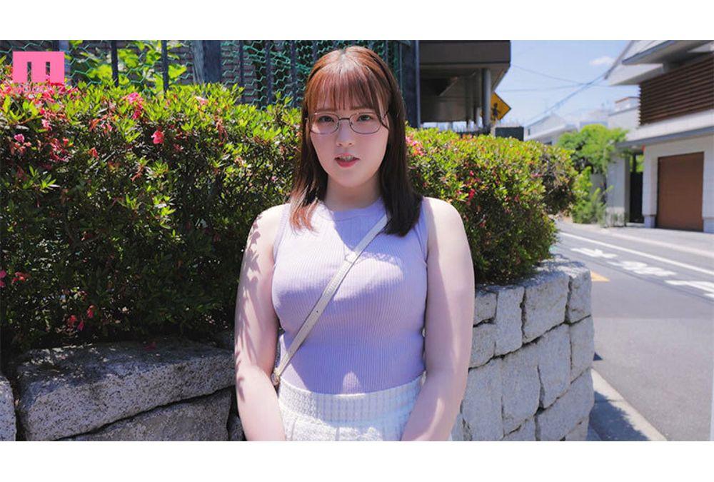 MIDA-390 A Sweaty Sex Documentary Of A Middle-aged Man's Passionate Kiss That Turns A J-cup Busty Daughter Who Keeps Chasing Her Father's Memories Into A Sloppy Mess Of Bodily Fluids - Rio Miyaji Screenshot 9