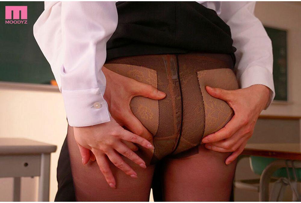 MIDA-673 Disqualified Female Teacher ~My Pure Love And Immoral Relationship With My First Love, Teacher Hinano~ Hinano Kuno Screenshot 10