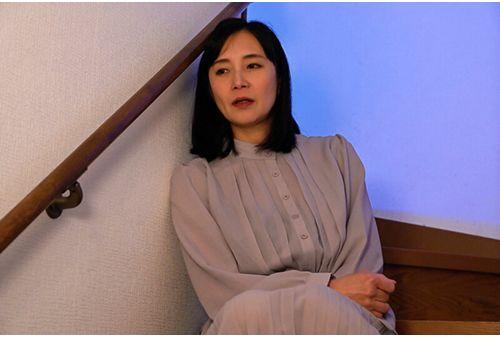 LUCY-003 My Wife's Mother, Who Resembles My First Love, Is A Widow. Rieko Hiraoka Screenshot