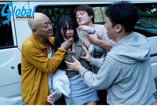RAPD-006 Outdoor Rape Strong Psychopaths In The Remote Mountains Married Women Who Were Attacked By Demons, Even Though They Cried And Cried In Vain Miori Hara Kokoro Hinagata Noa Kawamura Screenshot