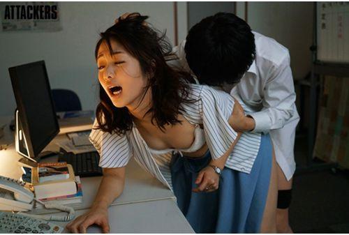 SHKD-949 The Newly-married Kaori-sensei Is The Best In The School To Play Sex Toys For Problem Children. Kawakami Nanami Screenshot
