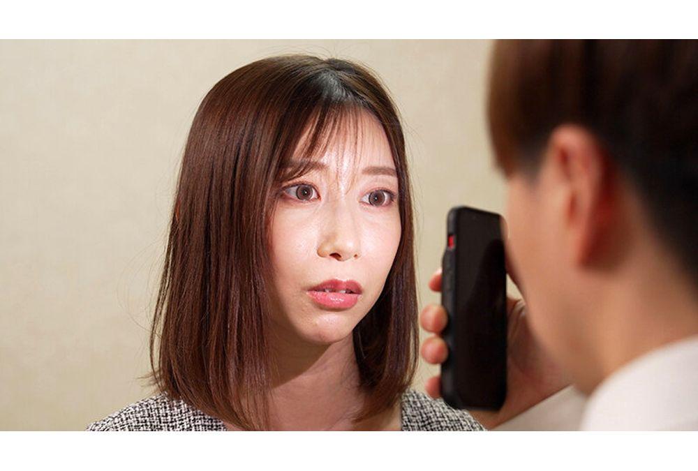 SORA-642 Personality Manipulation, Brainwashing, Hypnosis: "Even Though I'm Incompetent, I'm A Genius CEO Who Can Make The Most Of My Talents" - The Story Of How An Arrogant Second-generation Female CEO Is Turned Into A Smiling Sex Slave By A Hypnotic Employee Using A Hypnotic App - Sumire Kurokawa Screenshot 18