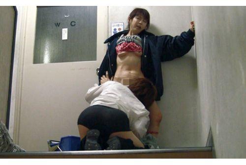 SPZ-1156 If I Take Out My Dick And Ask The Cleaning Lady To Help Me Jerk Off, How Far Will I Go? Screenshot 19