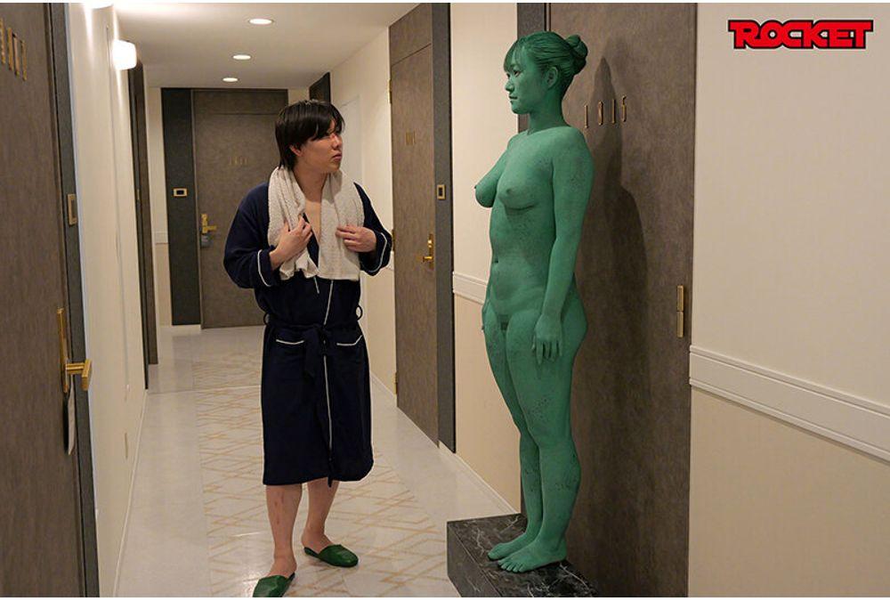 RCTD-682 ROCKET 17th Anniversary User Request Festival: A Hotel Is Attacked By A Body-painted Slut Disguised As The Background Of Paintings And Bronze Statues Screenshot 20