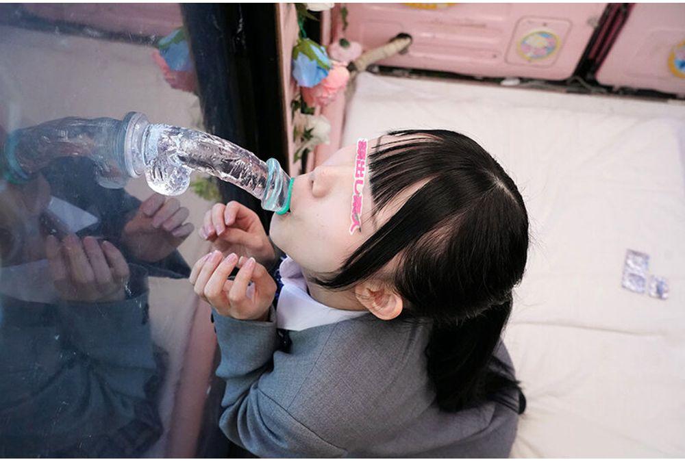 DVMM-365 A Collaboration Project Between An AV That Monitors Ordinary Men And Women And A Magic Mirror Van. NTR On The Street In Front Of Her Boyfriend! A High School Girl Tries Putting On A Condom With Just Her Mouth For The First Time! Her Innocent Pussy Is Soaked With Shame As She Takes A Big Dick In Her Mouth Without Using Her Hands! She Cheats In Front Of Her Boyfriend And At The End, The Condom Is Removed And She Is Creampied! Screenshot 12