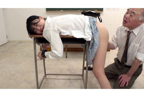 DDK-226 Uta Hibino, The Serious Beautiful Toilet Girl In My Class Screenshot