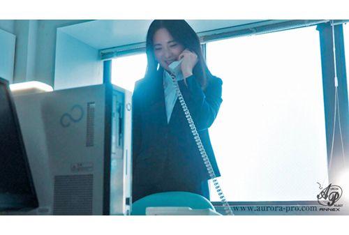 APNS-332 Beautiful Law Firm Employee Emi Imai Who Was Taken Down Screenshot