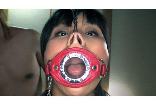 XRL-075 Women With Nose Hooks 2 Screenshot 20