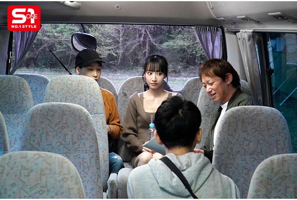 SONE-971 Molested On A Location Bus... A Former Idol Who Desperately Wants To Be A Hit On Terrestrial TV, Karen Ishida, Stifles Her Voice As She Continues To Cum While Being Fingered By A Celebrity Who Doesn't Consent. Screenshot 10