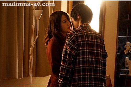 JUL-231 A Record Of Love And Forgetting The Time With A Long-awaited Classmate Who Had Been A Married Woman For Three Days After Returning Home. Ai Mukai Screenshot 10