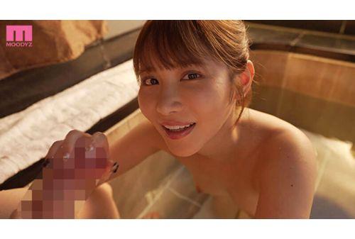 MIDA-106 "It's Not Cheating If I Touch You With My Hands, Right?" I Stayed At An Inn For Three Nights And My Girlfriend's Little Sister Gave Me A Devilish Handjob, And I Ended Up Ejaculating 19 Times Before Being Cuckolded By Her. Rikka Ono Screenshot 12
